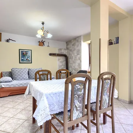 Laura By Interhome Casa vacanze