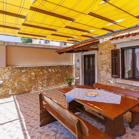 Casa vacanze Laura By Interhome