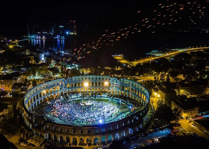 Σπίτι διακοπών Laura By Interhome *