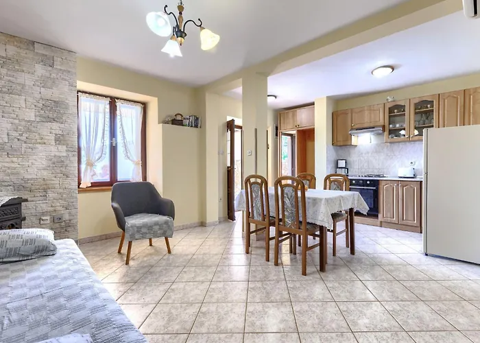 Laura By Interhome Πούλα