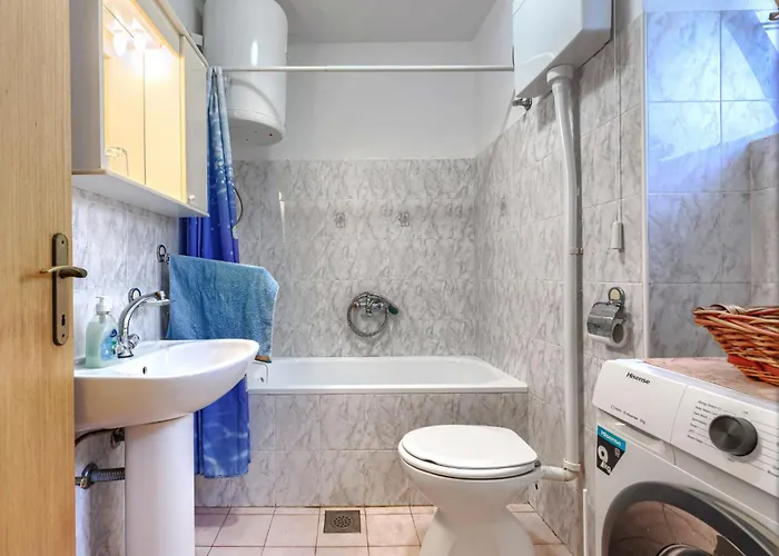 Laura By Interhome * Πούλα