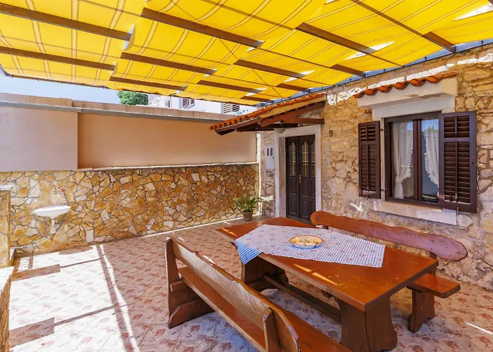 Σπίτι διακοπών Laura By Interhome