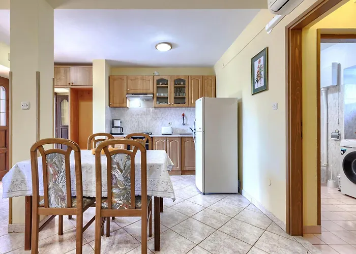 Σπίτι διακοπών Laura By Interhome *